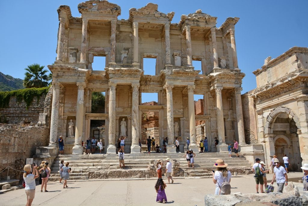 2 Days Ephesus and Pamukkale Tour By Plane