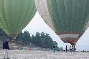 Hot air balloons in Pamukkale - Flying point